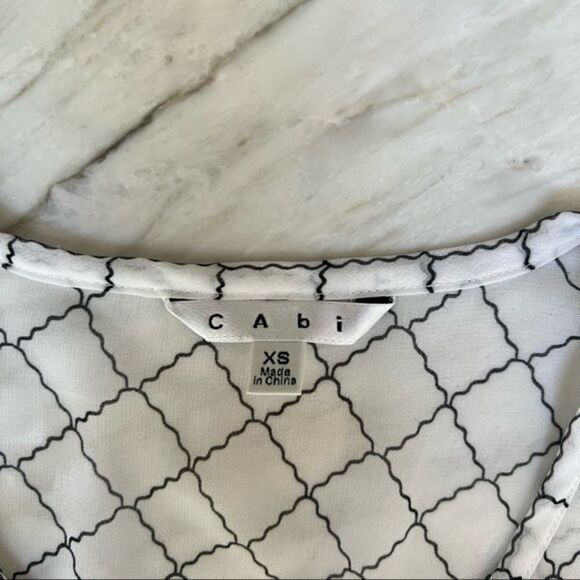 CAbi Shear Button Up Front Pocket Blouse White XS. - Picture 3 of 6